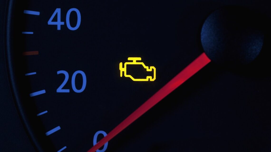 Que signifie vraiment la lumière du «moteur de contrôle» de votre voiture?