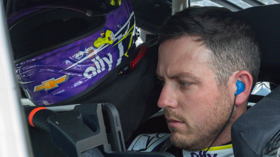 RUPTURE : Alex Bowman annonce sa retraite après la saison 2027 de la NASCAR Cup Series